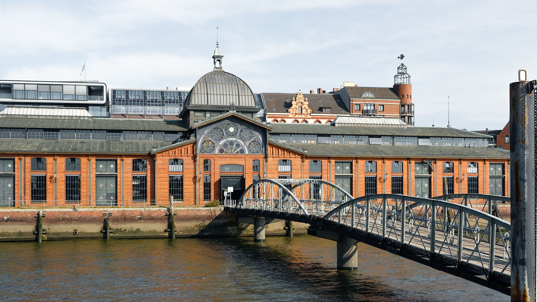 Die ultimative Checkliste für Fensterreinigung in Hamburg