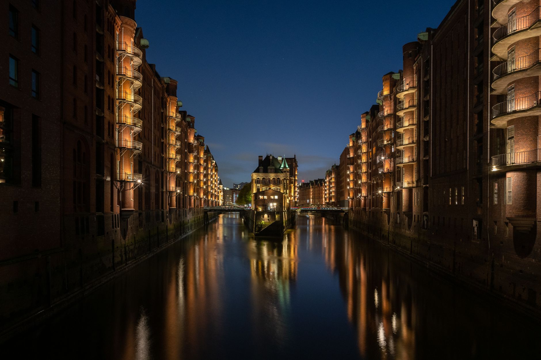 Your Ultimate Guide to Weekend-Ready Apartment Cleaning in Hamburg